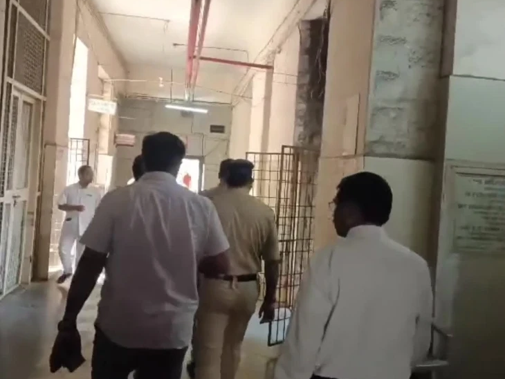 KGHలో శిశువు మృతదేహం.. పోలీసులు దర్యాప్తు