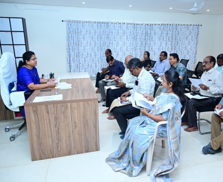 ‘ఏకీకృత కుటుంబ సర్వే ను పూర్తి చేయండి’