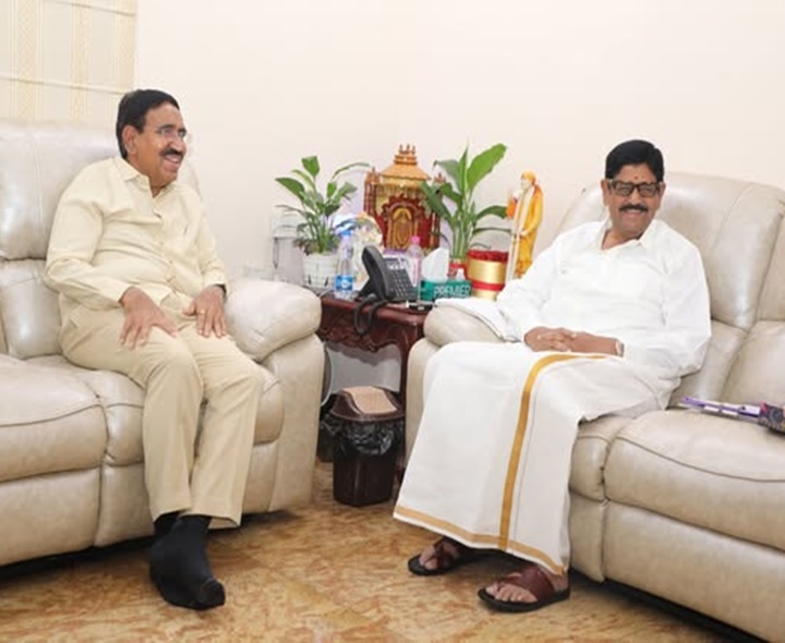 నెల్లూరు జిల్లాలో మంత్రుల పర్యటన