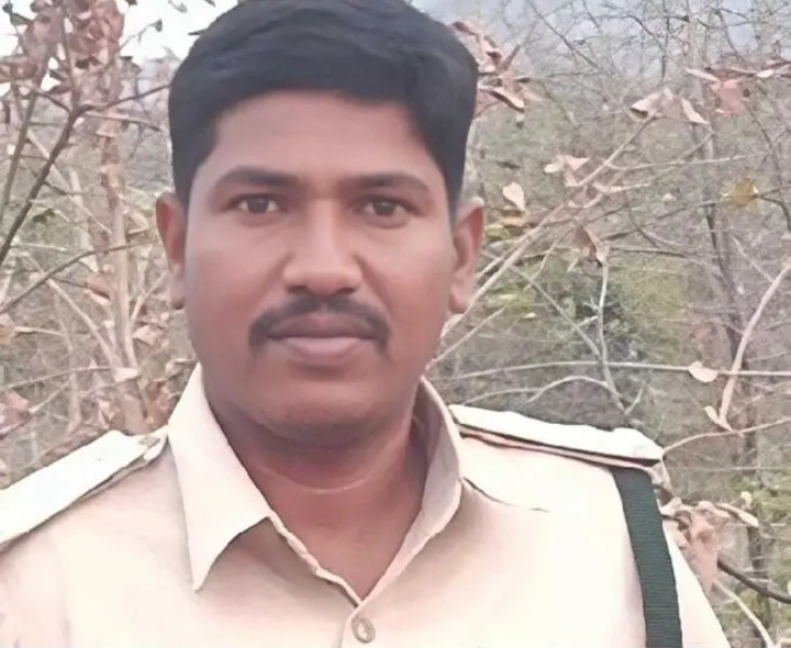 పిట్లం DROపై సస్పెన్షన్ వేటు