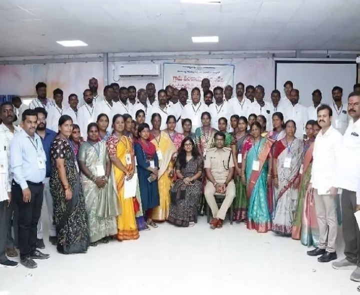 ప్రజల అంచనాలకు అనుగుణంగా పరిపాలన అందించాలి’