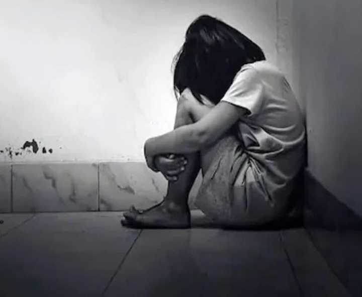 చిన్నారిపై అత్యాచారయత్నం.. కేసు నమోదు