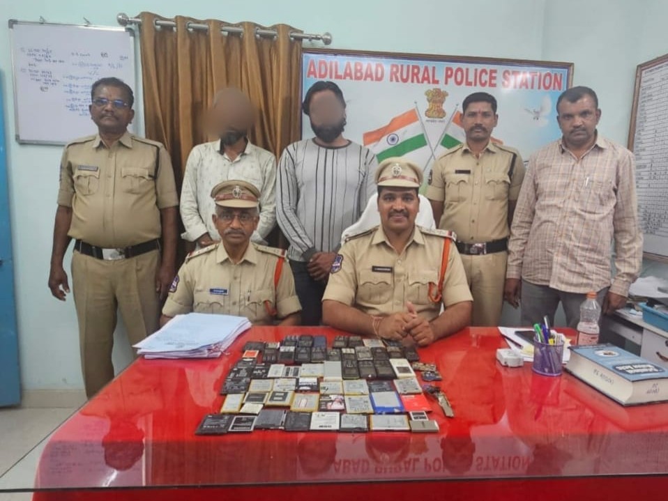 పాత మొబైల్ ఫోన్లతో సైబర్ మోసాలు: SI