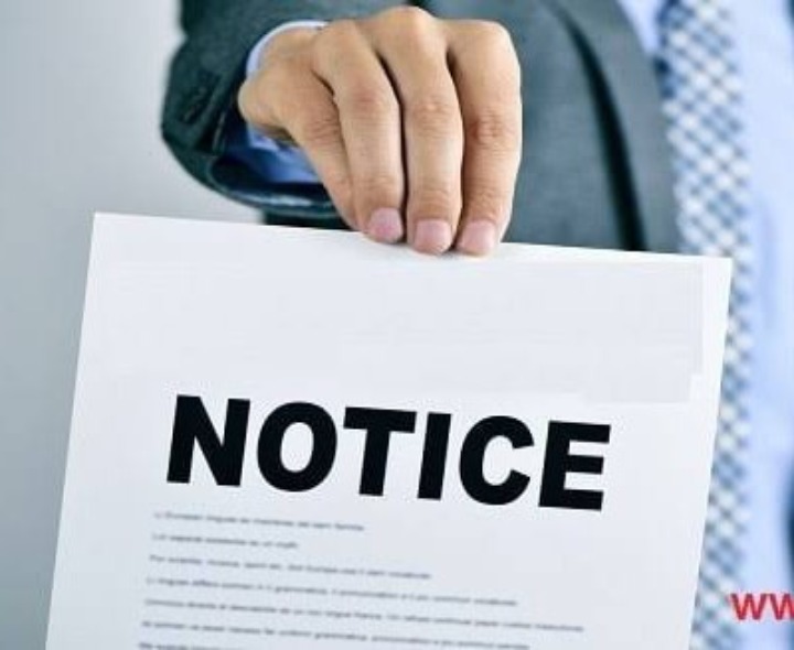 104 మంది సచివాలయ సిబ్బందికి షోకాజ్ నోటీసులు