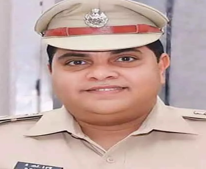 ఇంటర్ పరీక్ష కేంద్రాల వద్ద 144 సెక్షన్: SP