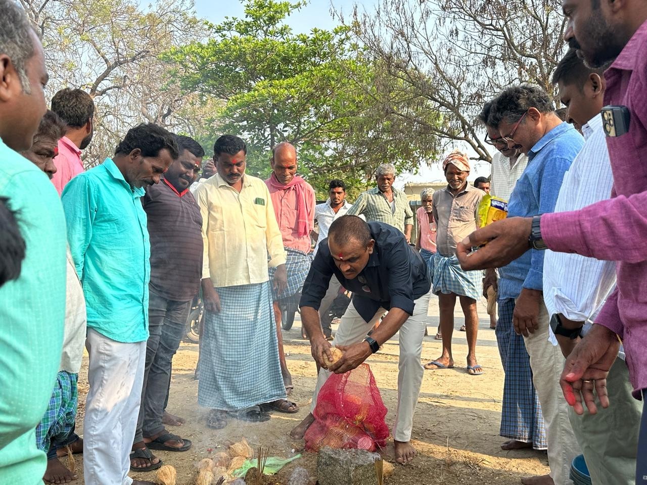 సర్దార్ సర్వాయి పాపన్న విగ్రహానికి భూమి పూజ