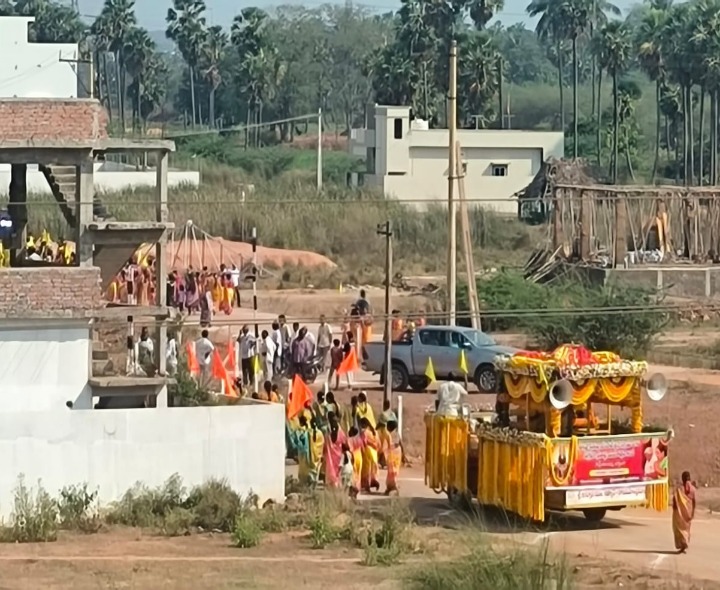 వేమగిరిలో మొదలైన ఆధ్యాత్మిక వైభవం