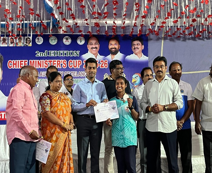 రాష్ట్రస్థాయిలో ప్రతిభ కనబరిచిన మండల విద్యార్థిని