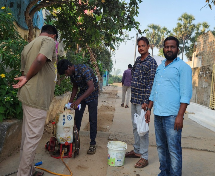 మసీదుల వద్ద ప్రత్యేక పారిశుద్ధ్య  పనులు