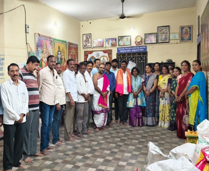 ‘ఎమ్మెల్యే సహకారంతో డివిజన్ అభివృద్దికి కృషి’