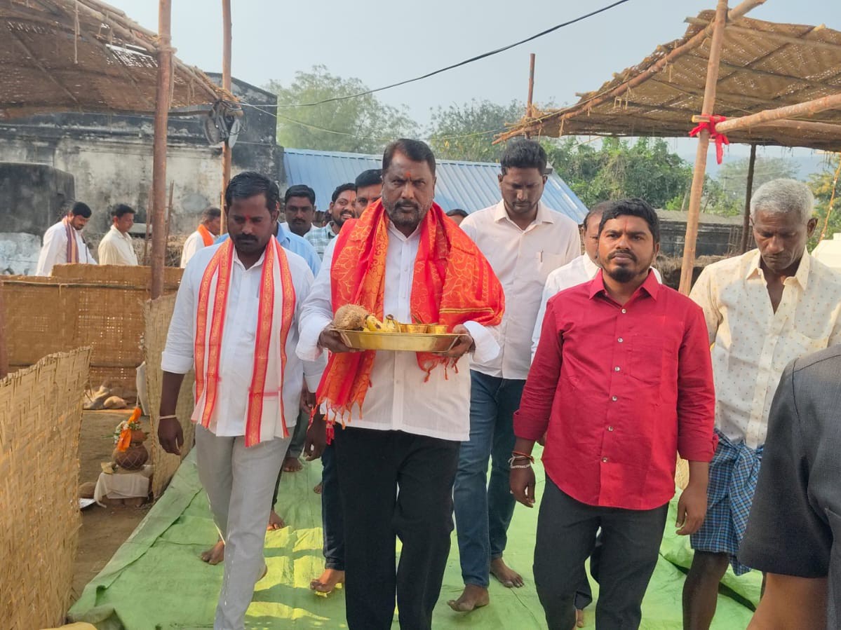 నూతన ఆలయ ప్రారంభోత్సవంలో పాల్గొన్న మంత్రి