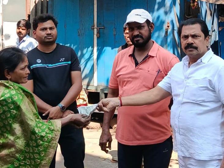 కందుల నాగరాజు ఆర్థిక సాయం