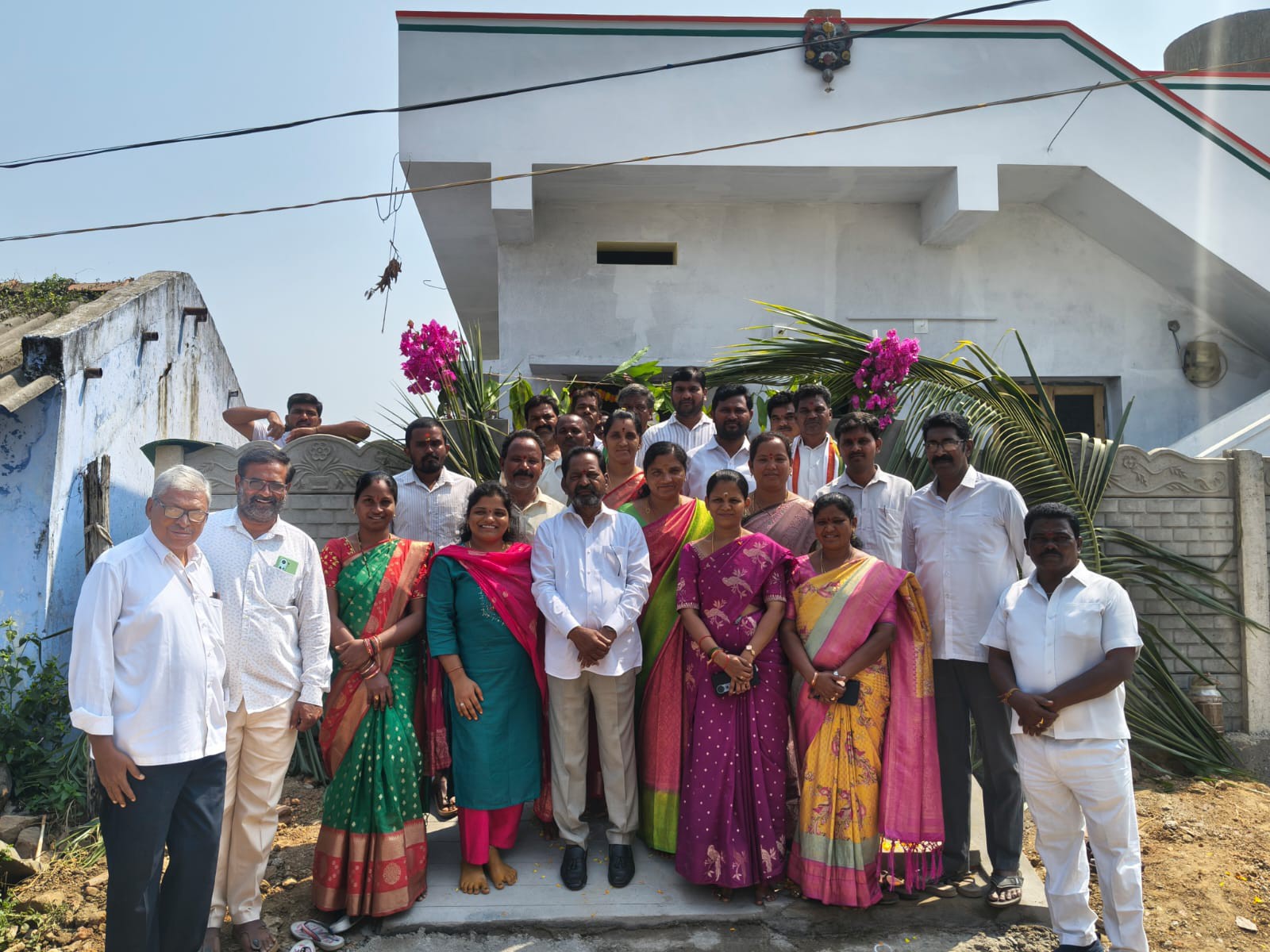 నూతన ఇందిరమ్మ ఇంటి గృహప్రవేశ కార్యక్రమంలో ఎమ్మెల్యే