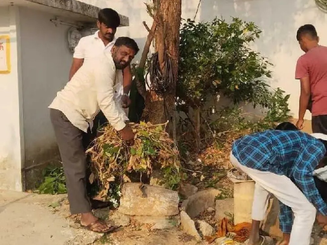 యావపూర్‌లో స్వచ్ఛ భారత్ కార్యక్రమం