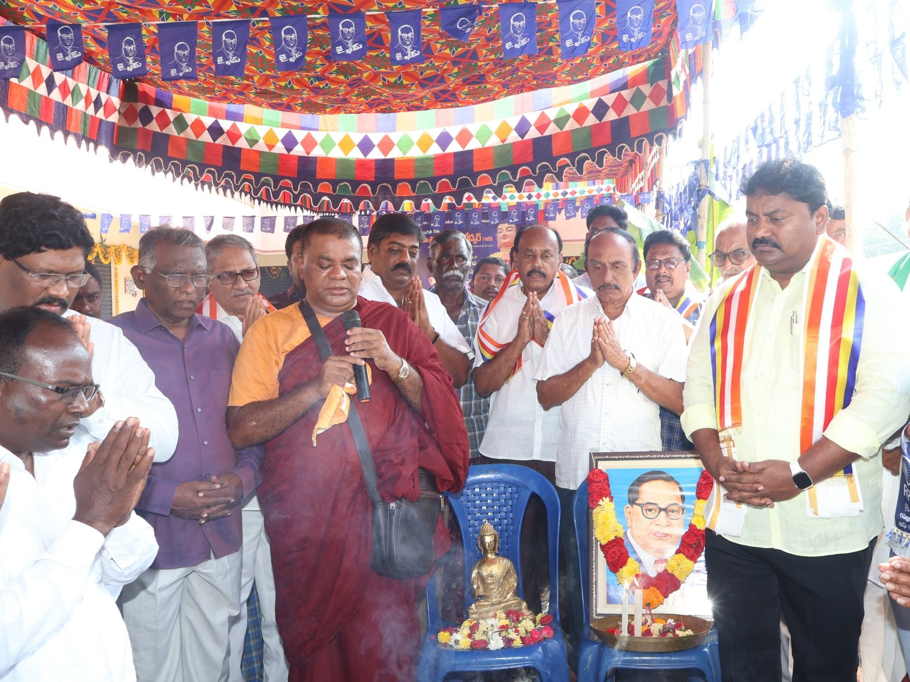 ఘనంగా డాక్టర్ బి.ఆర్. అంబేద్కర్ విగ్రహ శంకుస్థాపన