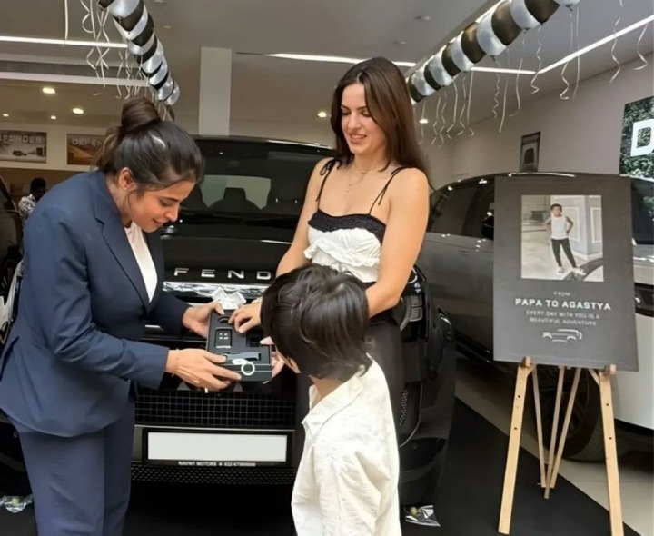 మాజీ భార్య కోసం కోట్లు ఖర్చు చేసిన పాండ్యా..!