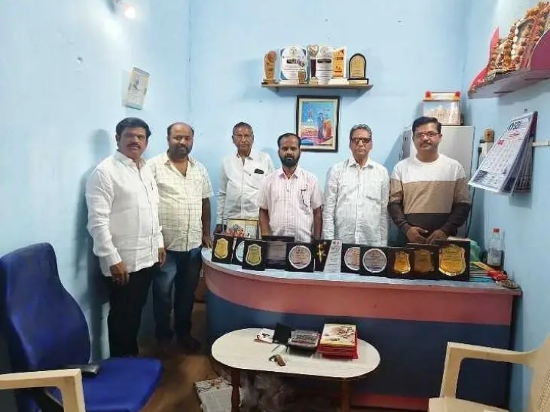 పిట్లం లయన్స్ క్లబ్‌కు 11 అవార్డులు