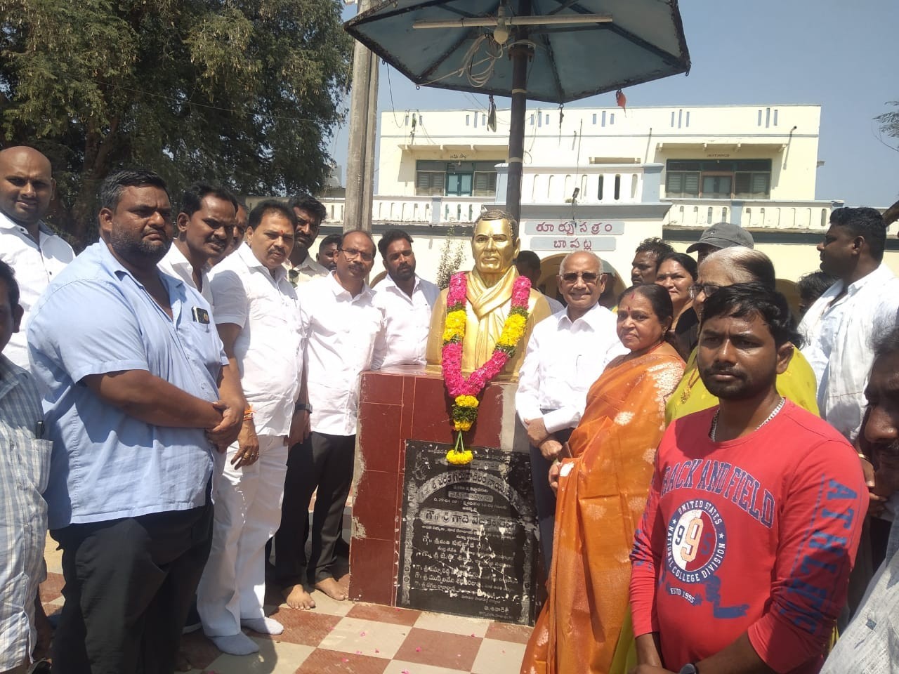 గరుడాచలం నాయుడు సేవలు చిరస్మరణీయం