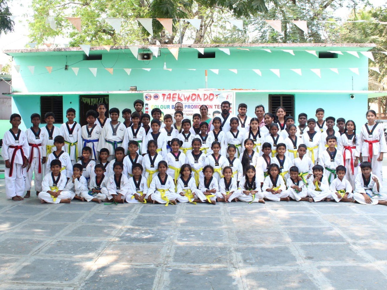 తైక్వాండలో విద్యార్థులకు బెల్టుల ప్రధానం