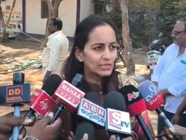 శ్రీ వేంకటేశ్వరస్వామిని రాజకీయాల్లోకి లాగొద్దు: ఎంపీ