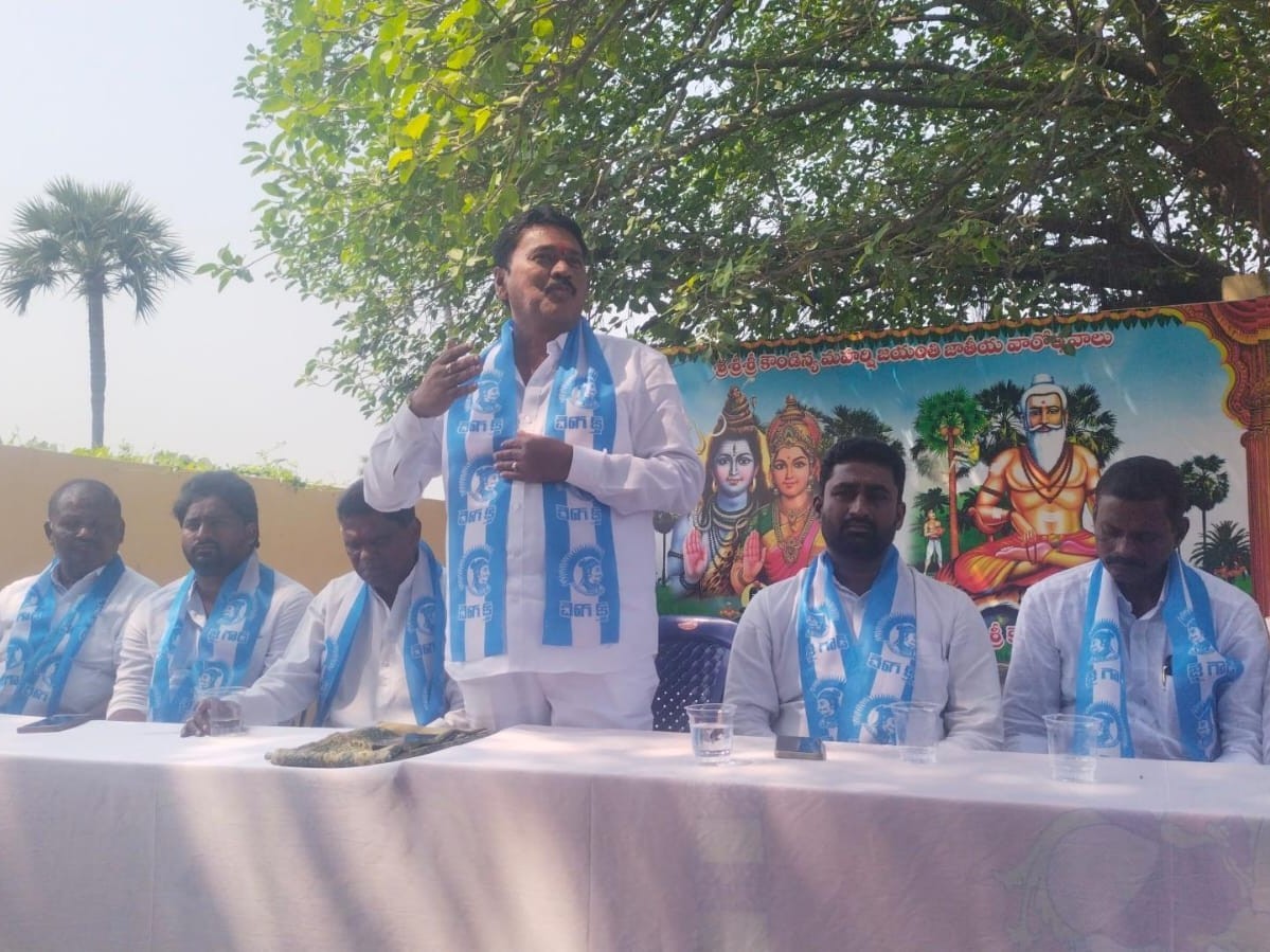 హుజూర్నగర్‌లో గౌడ సంఘం ఆధ్వర్యంలో ఘన సన్మానం