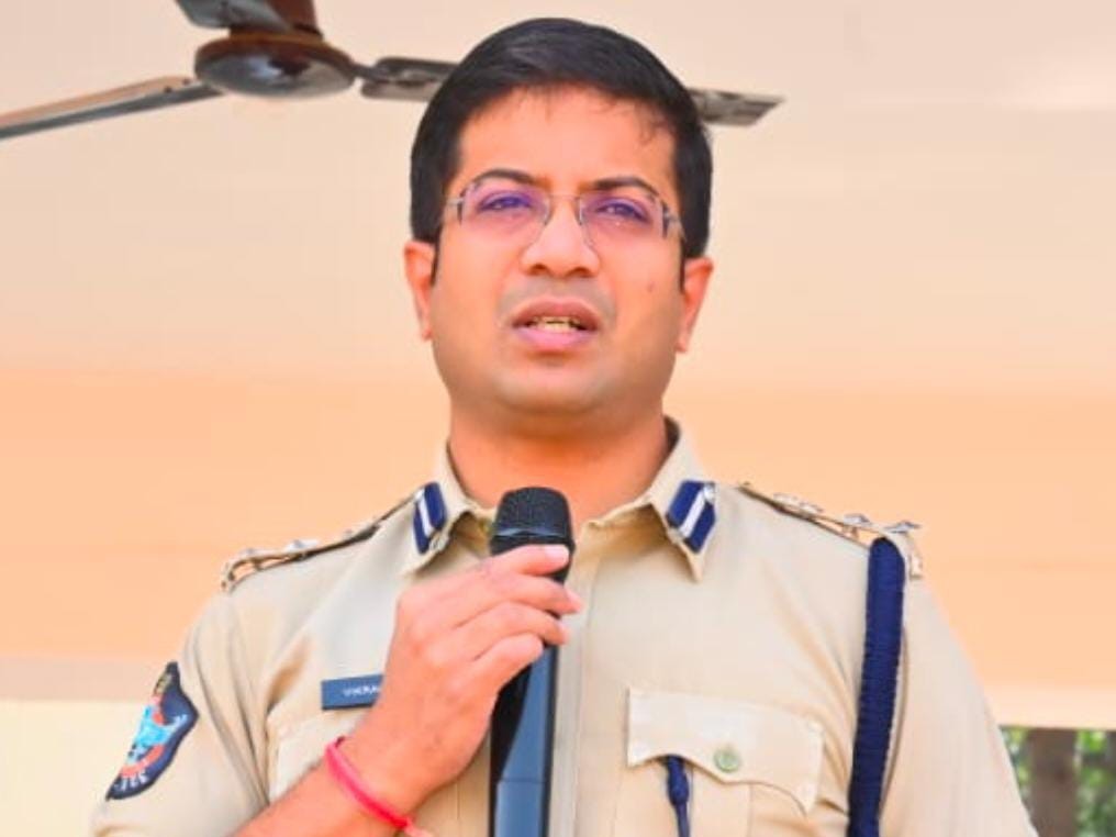 ‘శాలరీ కాలిక్యులేటర్’ పేరుతో కొత్త సైబర్ మోసాలు: ఏస్పీ