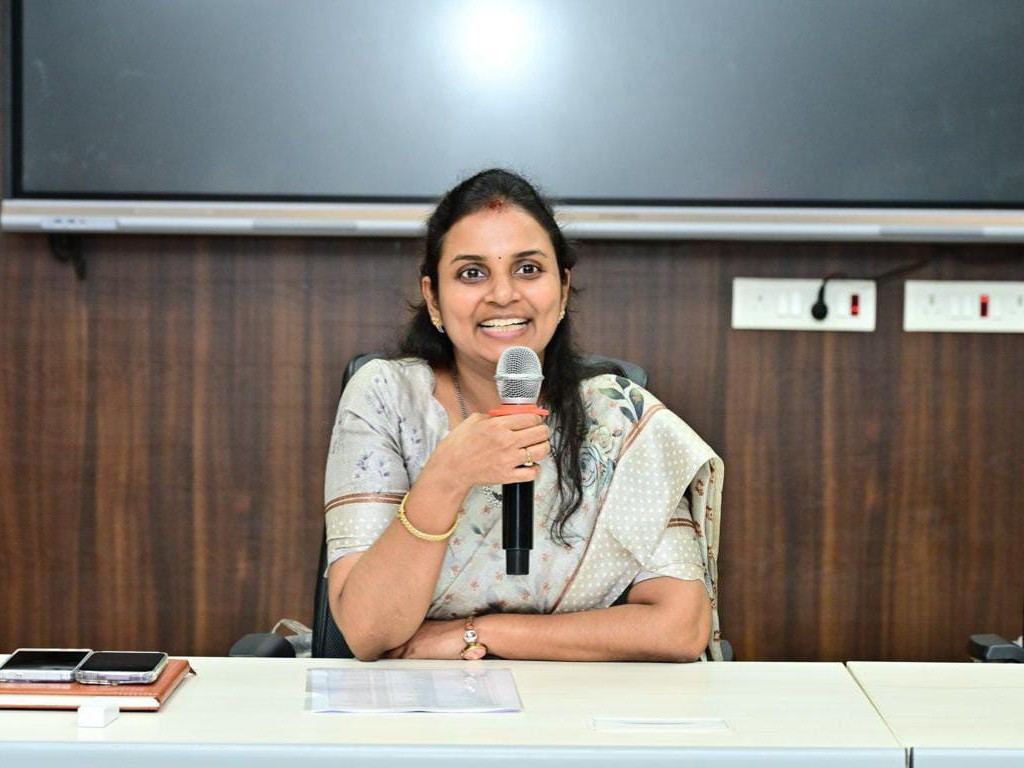 సోమవారం పీజీఆర్ఎస్ నిర్వహణ: కలెక్టర్