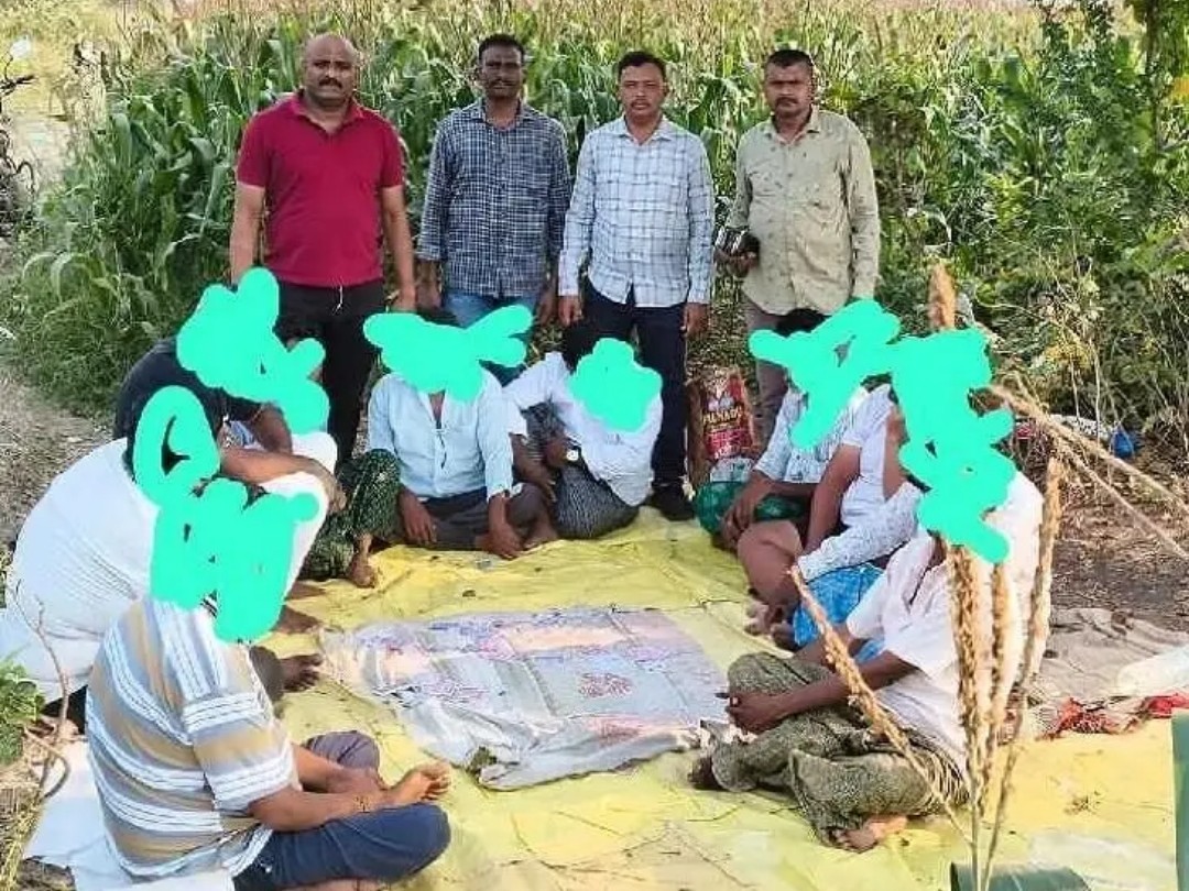 పేకాట శిబిరంపై దాడి.. 10 మంది అరెస్ట్