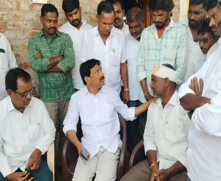 కాంగ్రెస్ దాడులపై మాజీ ఎమ్మెల్యే ఆగ్రహం