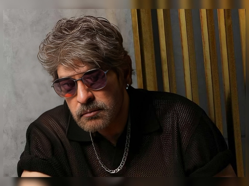 షూటింగ్‌కి గన్‌తో వెళ్లిన జగపతి బాబు.. ఎందుకంటే?