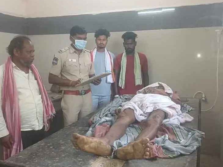 ద్విచక్ర వాహనం ఢీకొని వృద్ధుడు మృతి