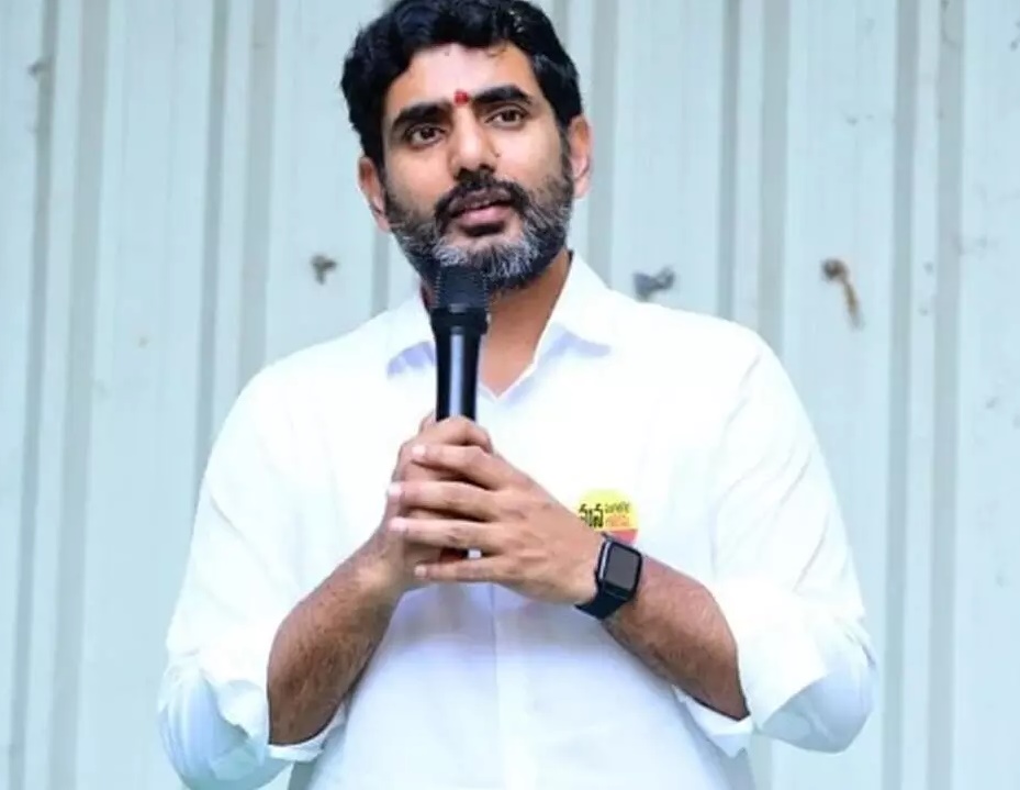 అసెంబ్లీకి రావాలని బొట్టుపెట్టి పిలవరు: లోకేష్