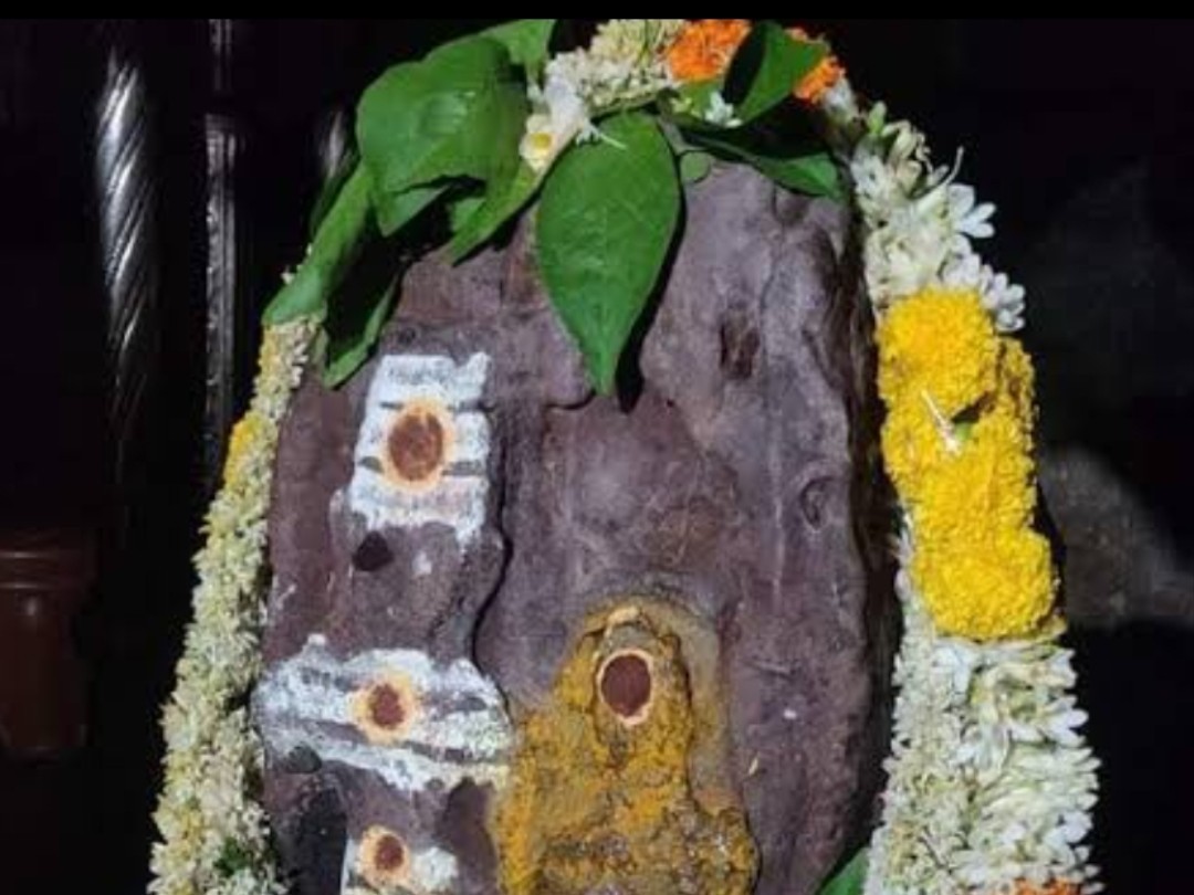 యాగంటి ఆలయంలో సోమవారం పూజలు