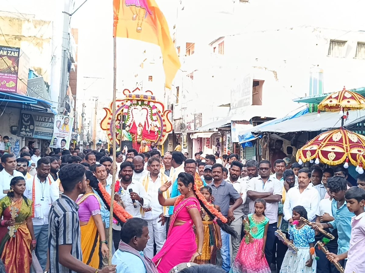 రాయచోటిలో వైభవంగా వీరభద్రస్వామి పారువేట