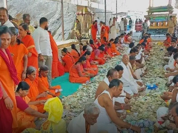 అహోబిలంలో హుండీ ఆదాయం లెక్కింపు