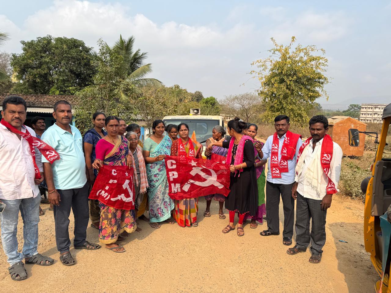 డంపింగ్ యార్డ్‌ను తొలగించాలి: సీపీఎం