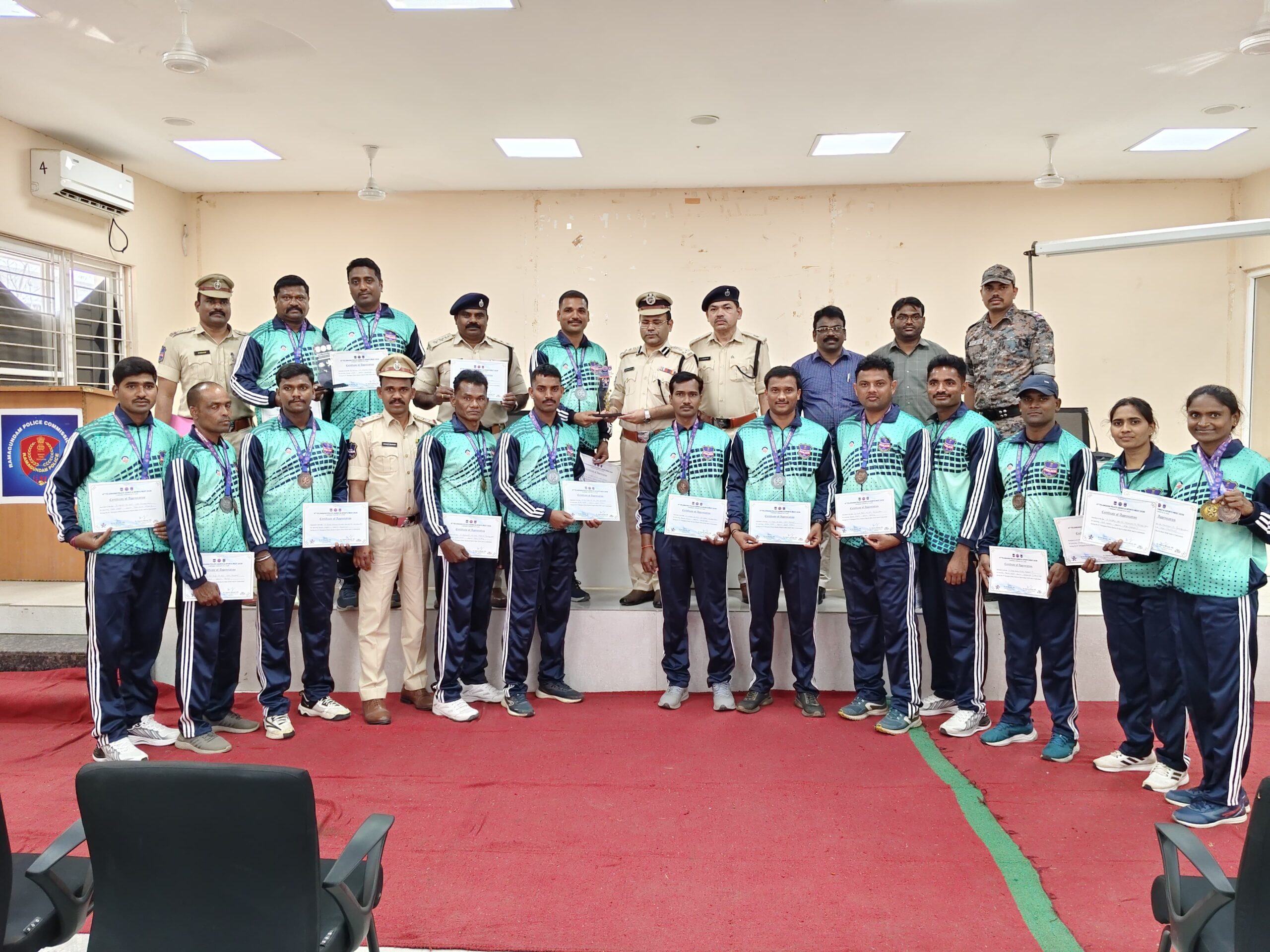 ‘ప్రతిభ గల పోలీస్ క్రీడాకారులను ప్రోత్సహిస్తాం’