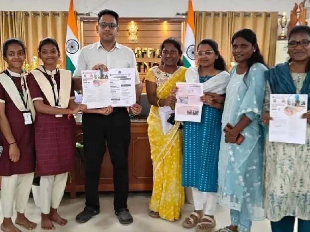 గురుకుల డిగ్రీ ప్రవేశాల కరపత్రాల ఆవిష్కరణ