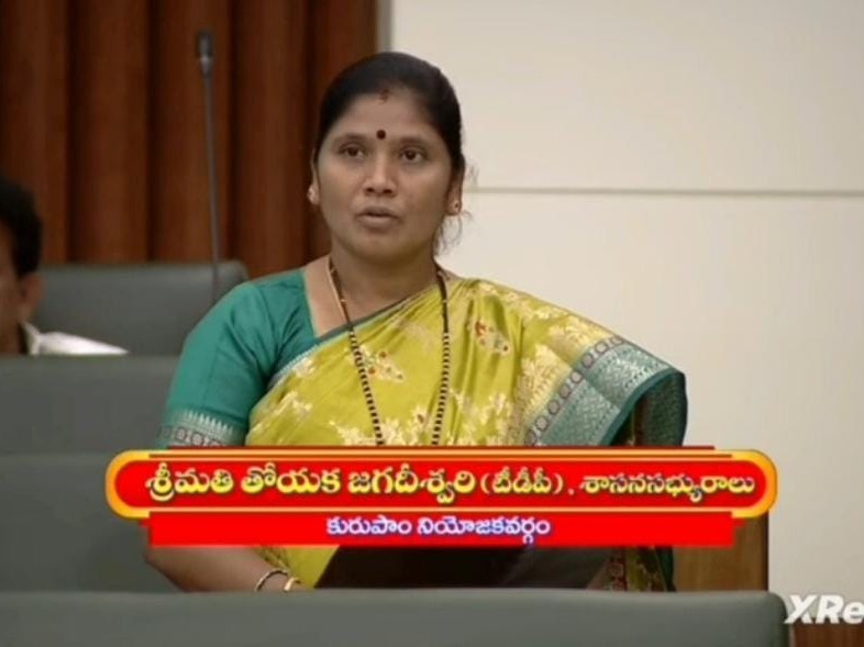 గిరిజన సమస్యలపై గళమెత్తిన ఎమ్మెల్యే