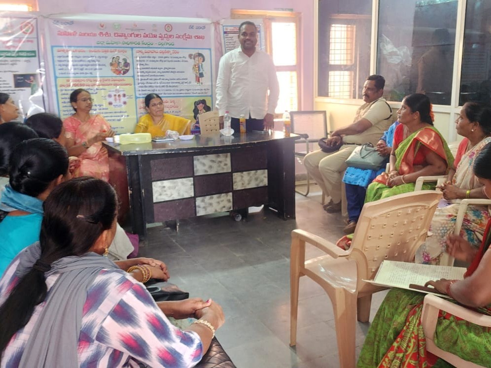 బాల్యవివాహాలను అడ్డుకోవాలి: ఎంపీడీవో