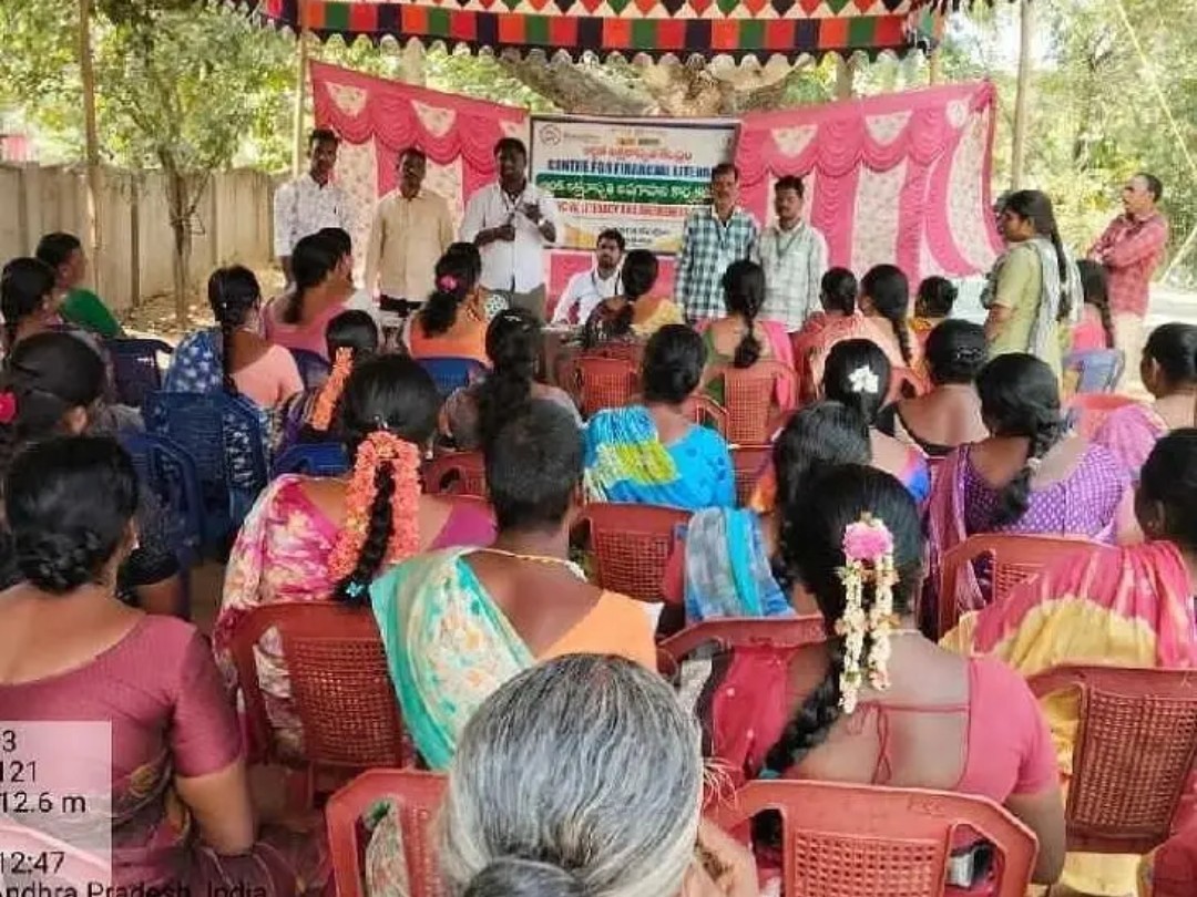 ‘సైబర్ క్రైమ్ మోసాలు పట్ల అప్రమత్తంగా ఉండాలి’