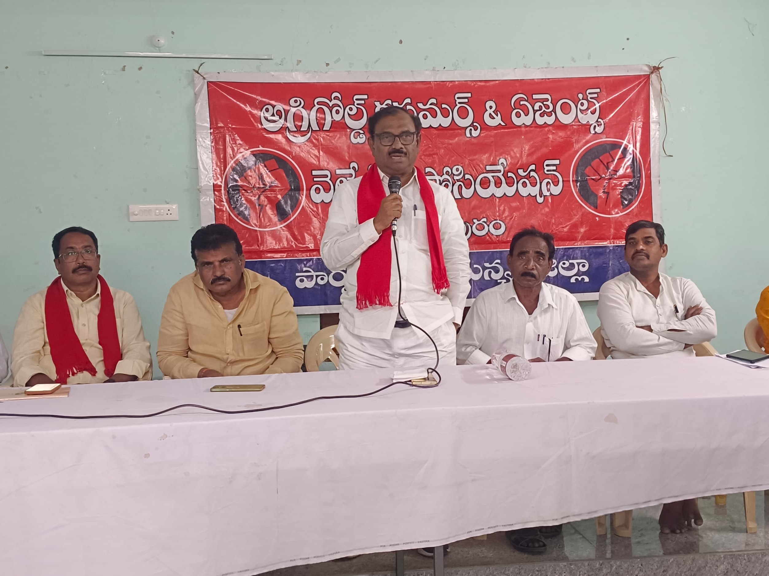 ‘అగ్రిగోల్డ్ సమస్య కోసం ప్రత్యేక ఏర్పాటు చేయాలి’