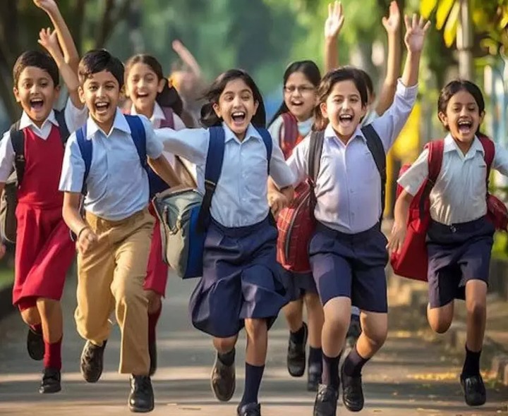 GOOD NEWS: మార్చిలో 10 రోజులు సెలవులు