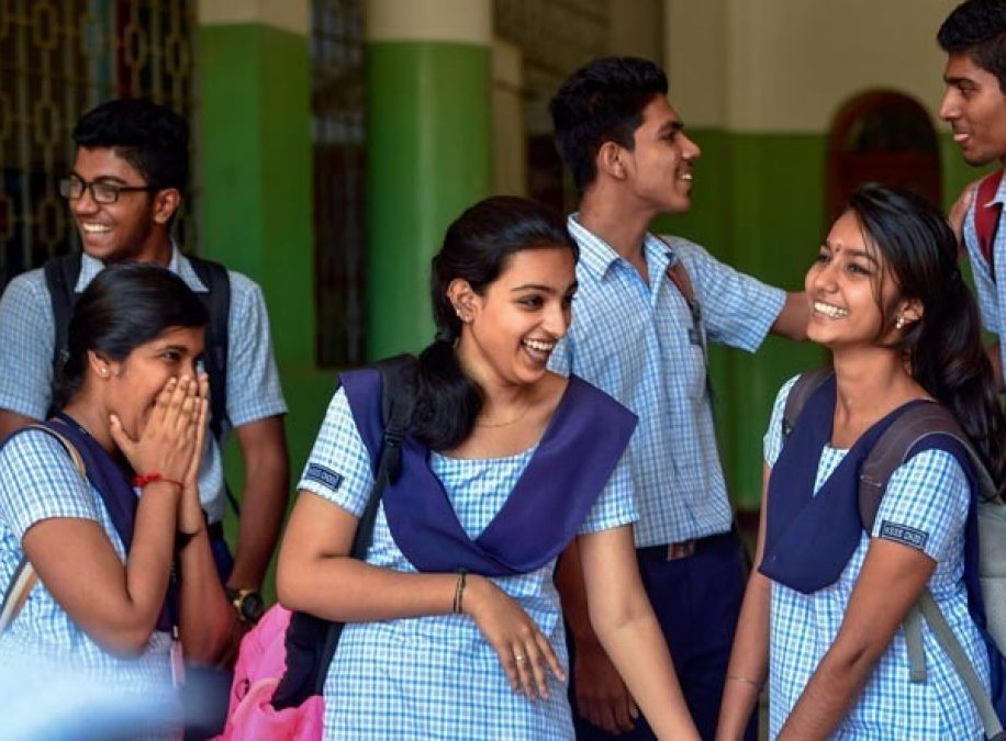 స్కాలర్షిప్ నిధులు విడుదల