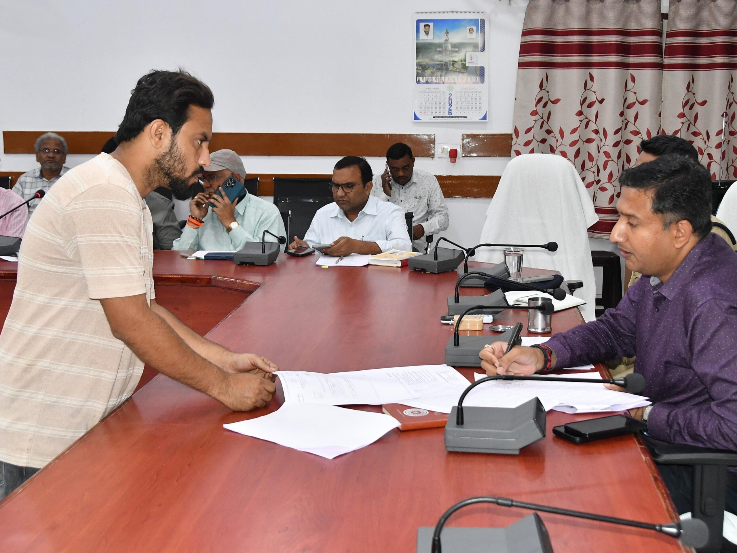 నిబంధనల ప్రకారం తుది జాబితా ఎంపిక: కలెక్టర్ రాజర్షి షా