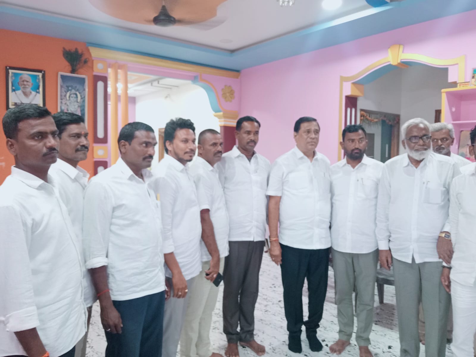 మైనార్టీ షాదీఖానాకు నిధులు మంజూరు చేస్తా: ఎంపి