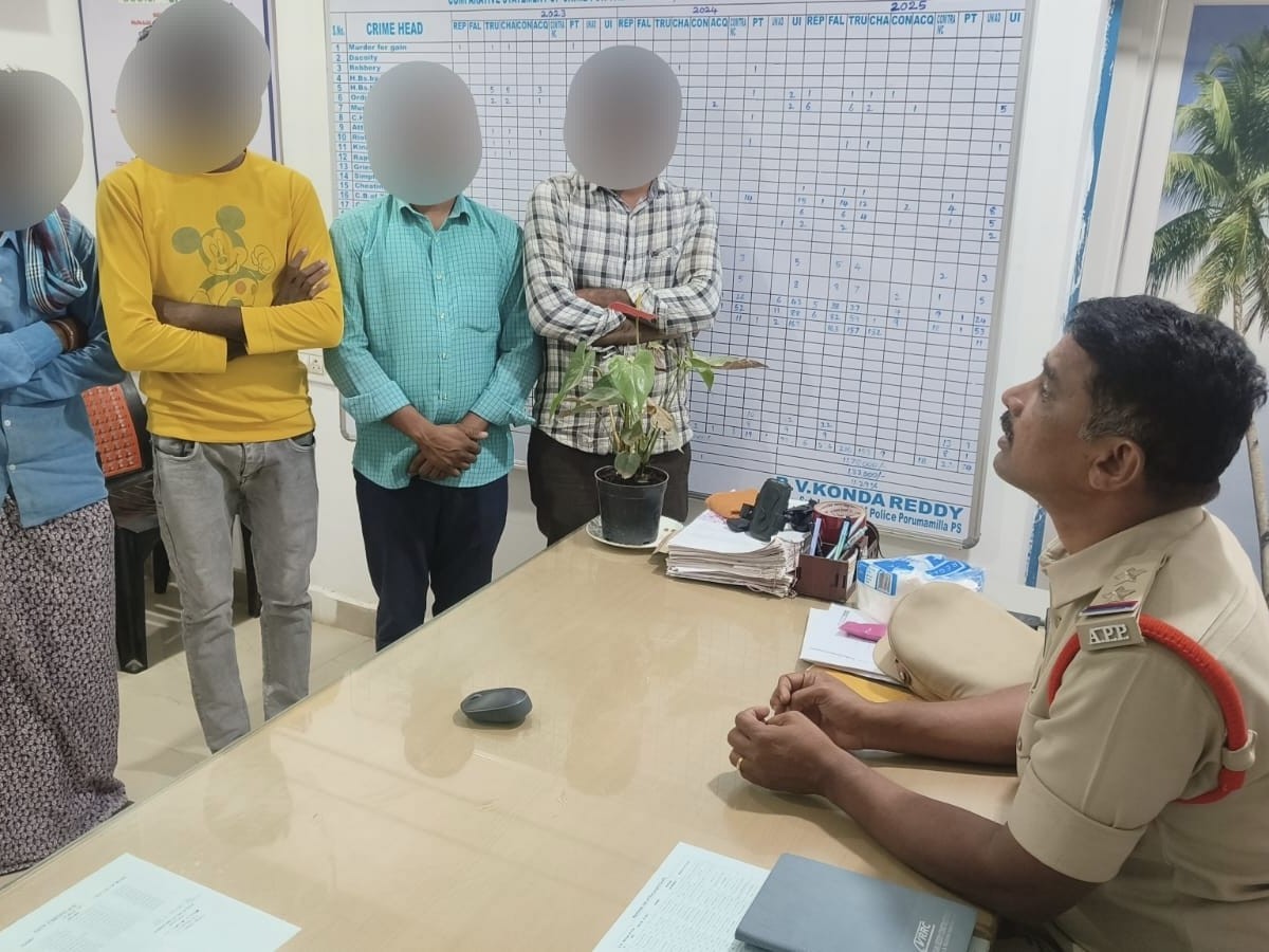 ‘సత్ప్రవర్తనతో జీవించాలి’