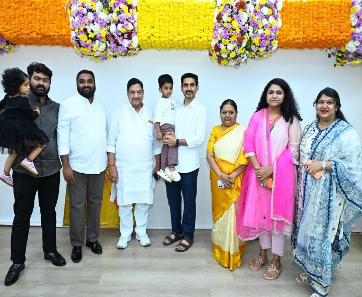 లోకేశ్‌తో  చీపురుపల్లి ఎమ్మెల్యే ఆత్మీయ సమ్మేళనం