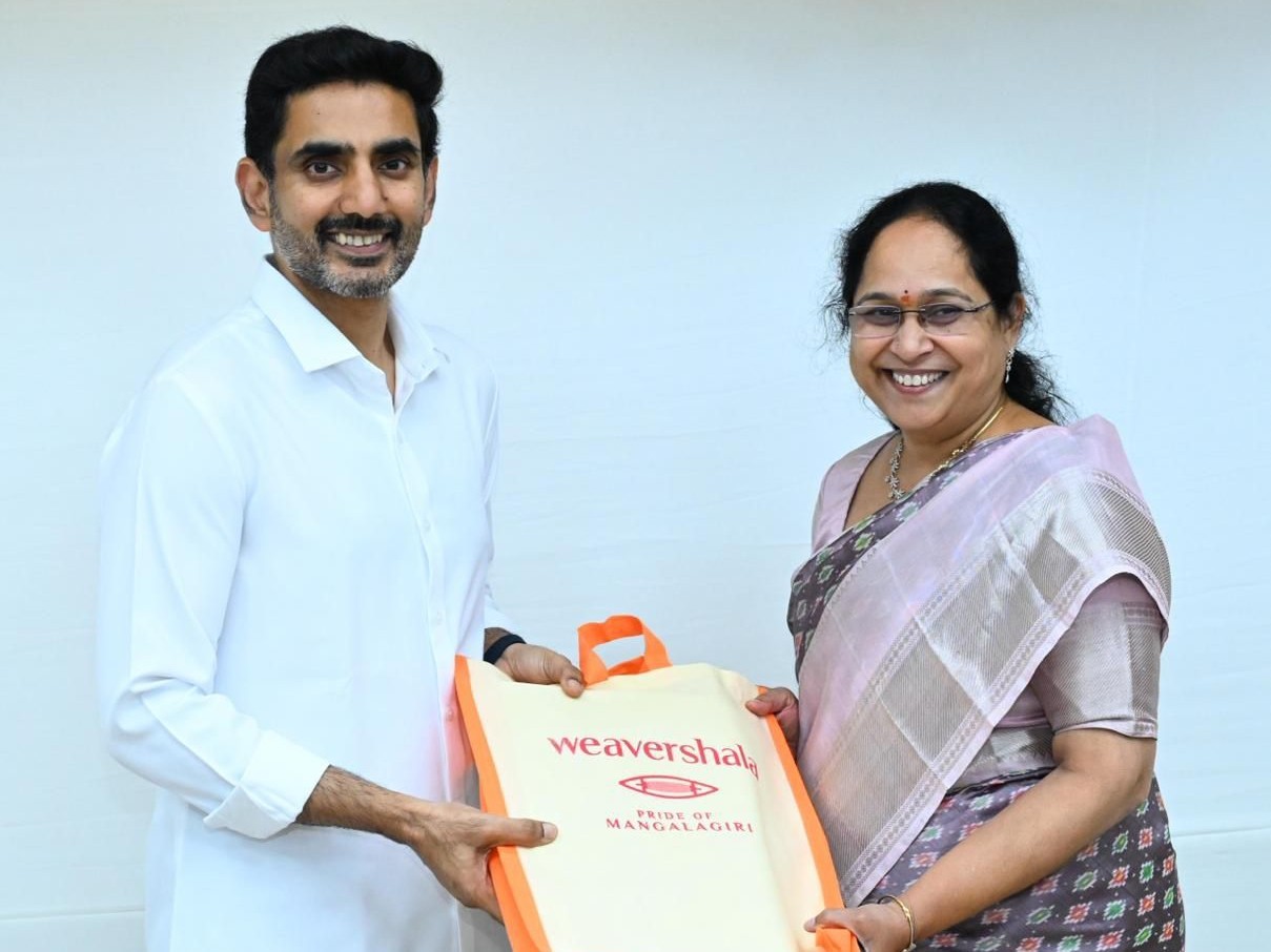 లోకేష్‌తో నెల్లిమర్ల ఎమ్మెల్యే భేటీ