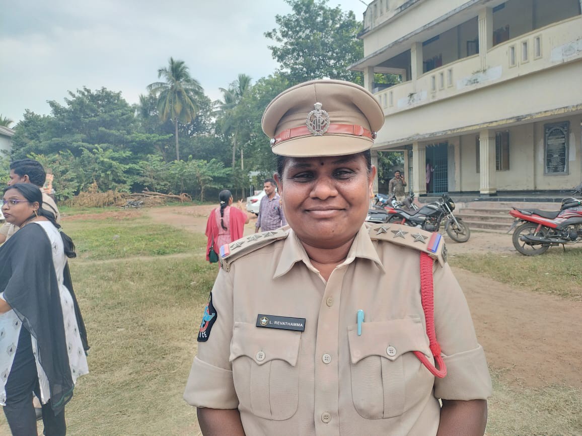 తప్పుడు రిజిస్ట్రేషన్ ఘటనలో ఆరుగురు అరెస్ట్